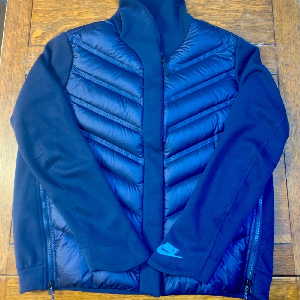 Nike Sportswear Tech Fleece AeroLoft Women's Down Bomber Jacket